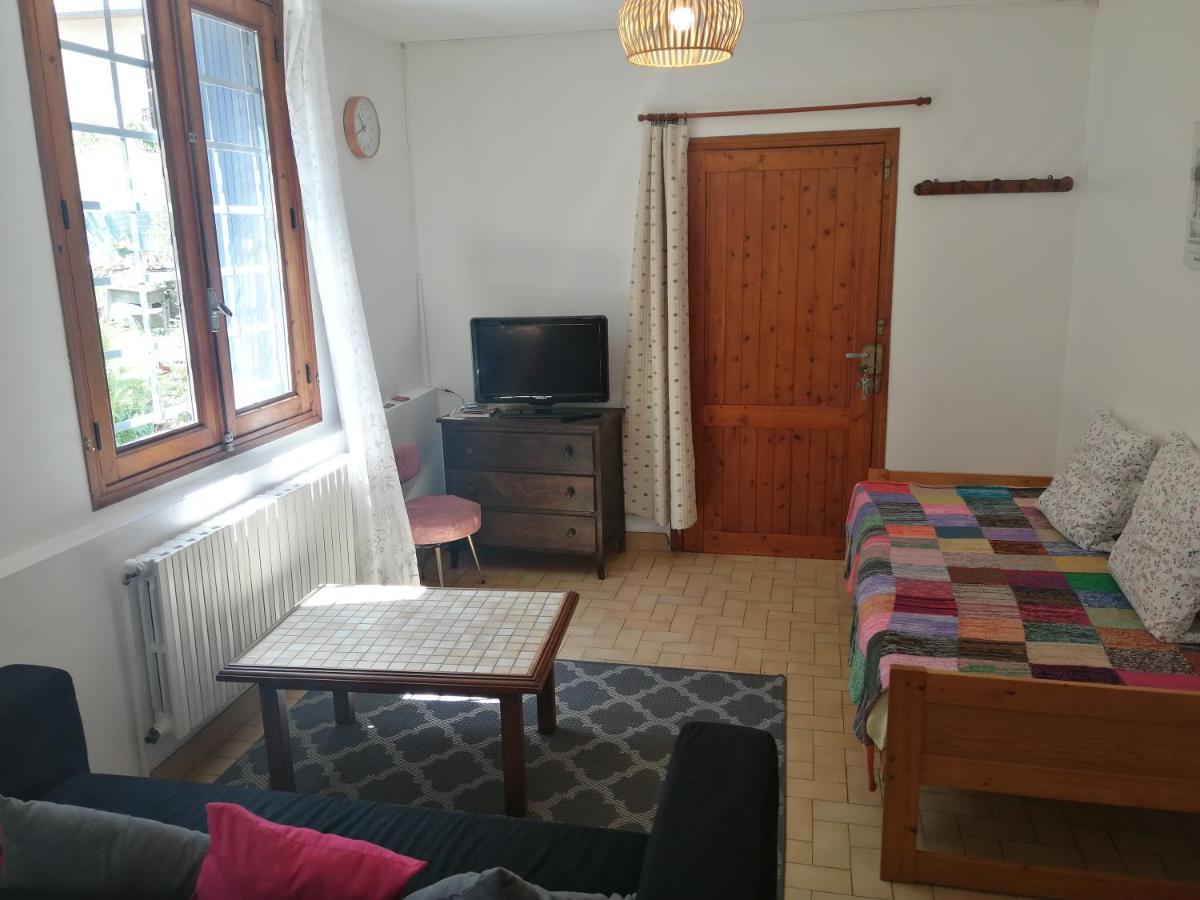 Les Rosiers Bed & Breakfast Bagneres-de-Luchon Bagian luar foto